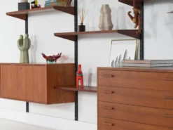 Étagères modulaires Kai Kristiansen, placage de teck, design danois des années 1960.