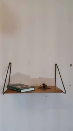 Étagères style String