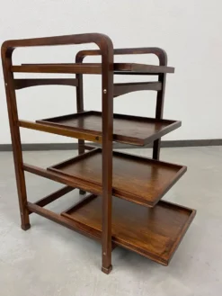 Étagères Thonet