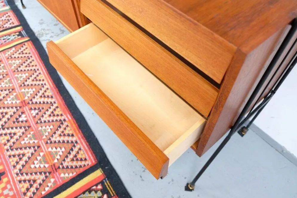 Étagère style teck vintage des années 60-70, style rétro, milieu du siècle