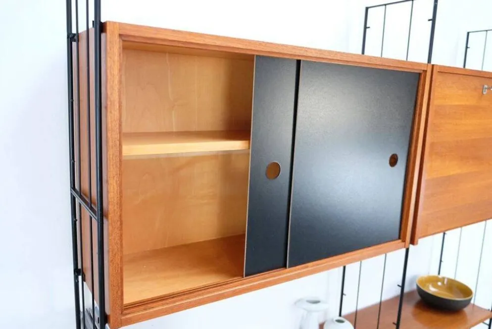 Étagère style teck vintage des années 60-70, style rétro, milieu du siècle