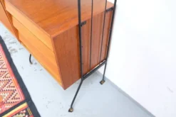 Étagère style teck vintage des années 60-70, style rétro, milieu du siècle