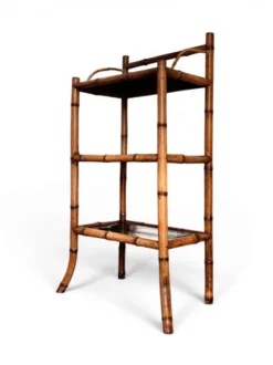 Étagère sur pied en laque du Japon et bambou, époque 1900