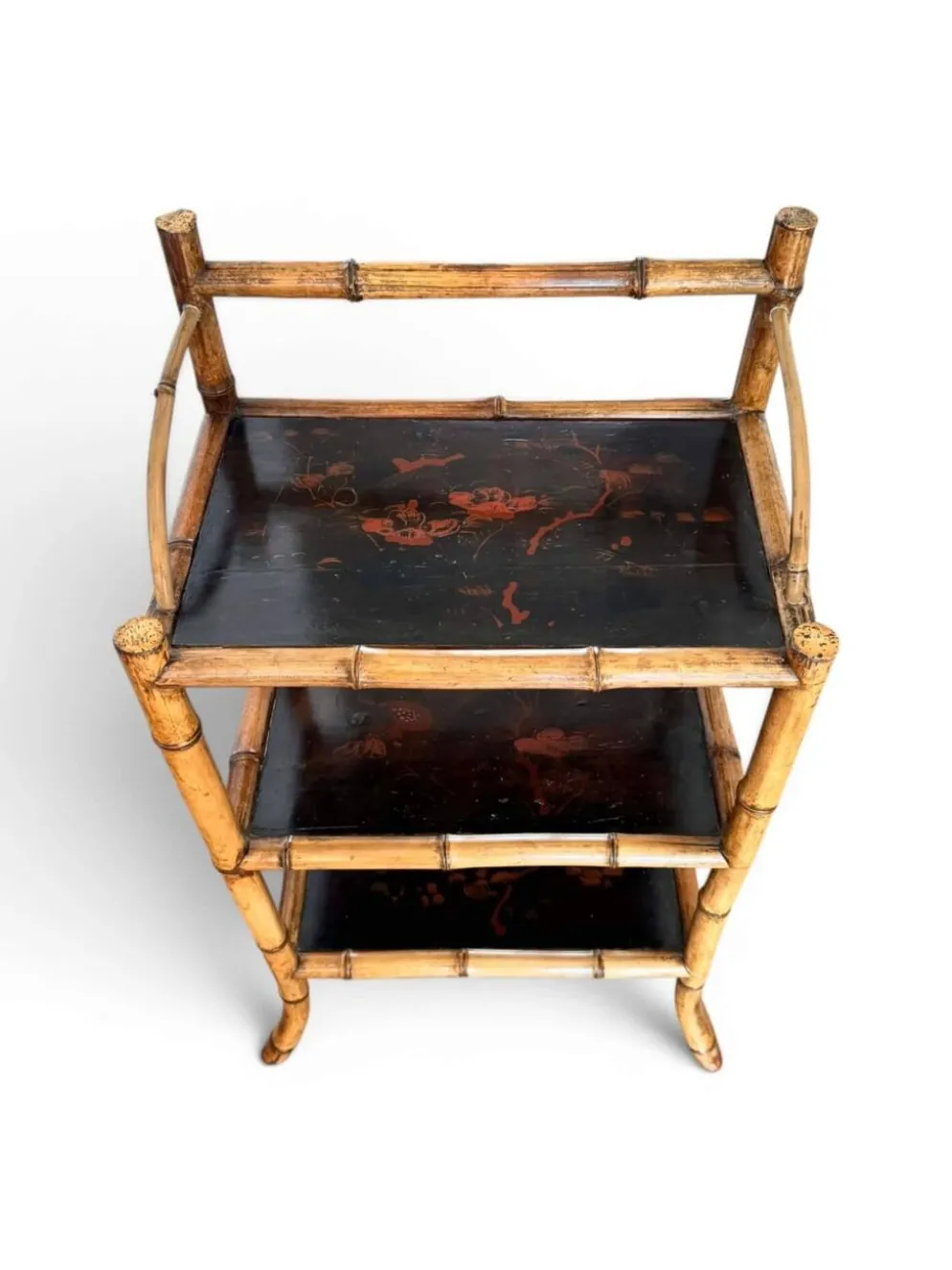 Étagère sur pied en laque du Japon et bambou, époque 1900