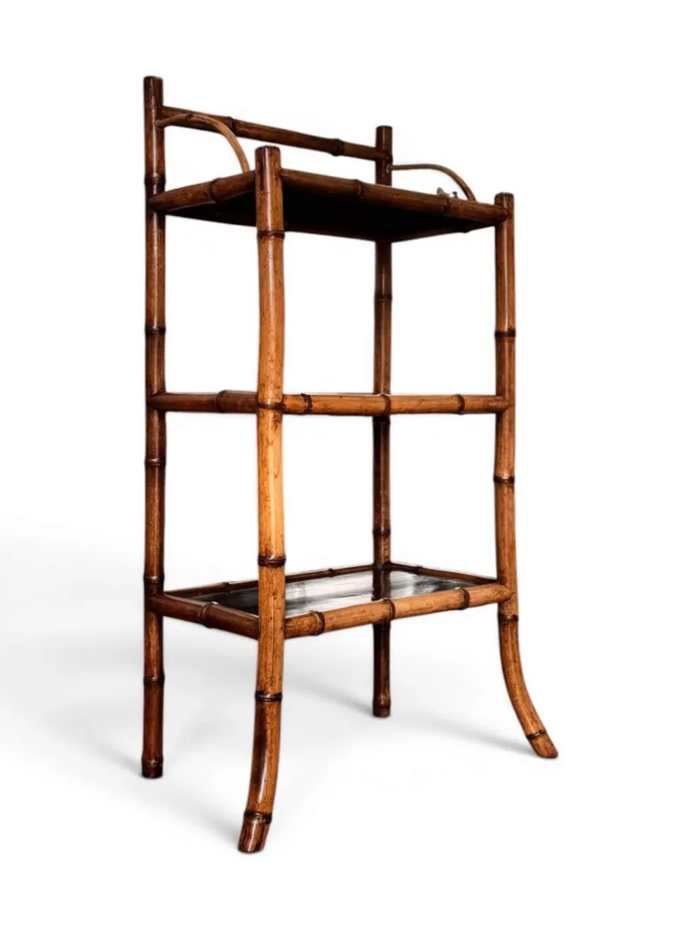 Étagère sur pied en laque du Japon et bambou, époque 1900