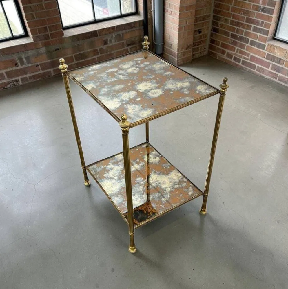 Étagère/table d'appoint/table de chevet vintage en verre dépoli