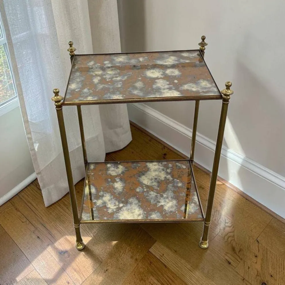 Étagère/table d'appoint/table de chevet vintage en verre dépoli