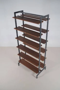 Étagère vintage autoportante conçue par Olof Pira pour Planmöbel, années 1960.