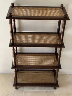 Étagère vintage bois et cannage style colonial 4 niveaux