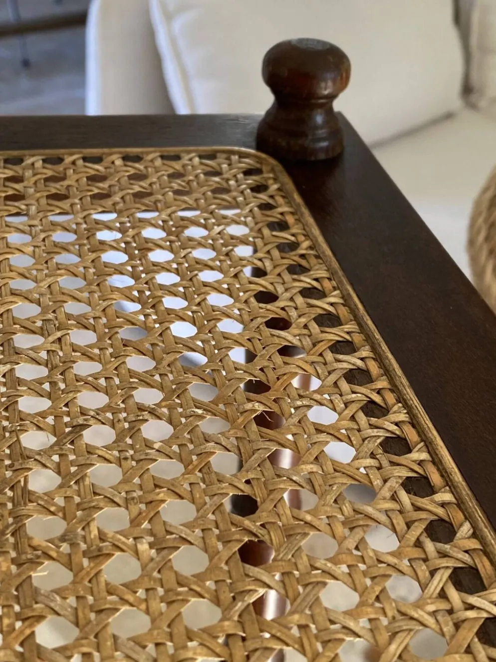 Étagère vintage bois et cannage style colonial 4 niveaux