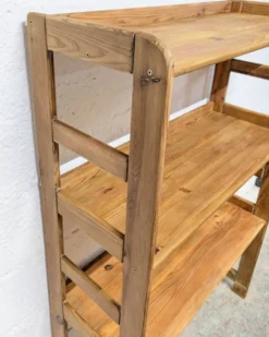 Étagère vintage en bois