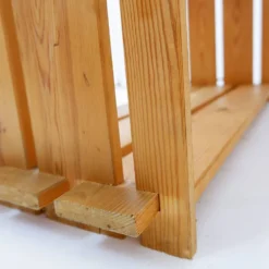 Étagère vintage en pin dans le style de Maison Regain, années 1980