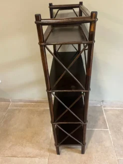 Étagère vintage en rotin