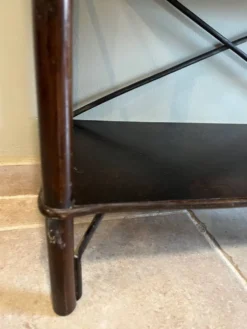 Étagère vintage en rotin