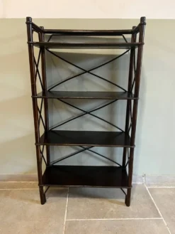 Étagère vintage en rotin