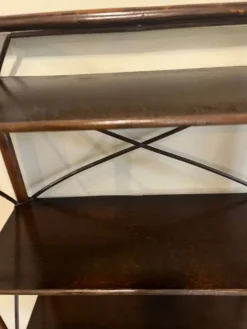 Étagère vintage en rotin