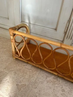 Étagère vintage en rotin osier année 70 bohème