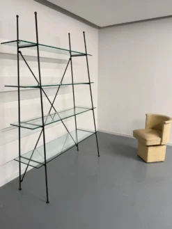 Étagère vintage moderniste en métal et verre design francais année 50