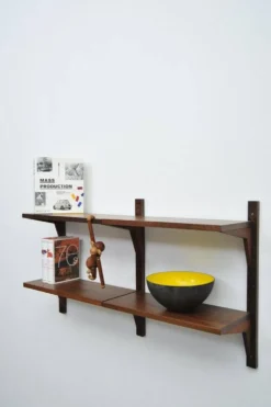 Étagère vintage Royal System en noyer par Poul Cadovius, 1950