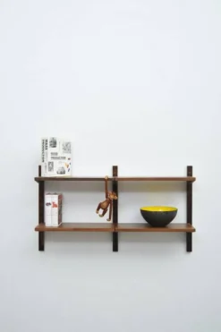 Étagère vintage Royal System en noyer par Poul Cadovius, 1950