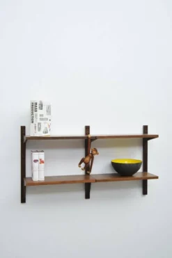 Étagère vintage Royal System en noyer par Poul Cadovius, 1950