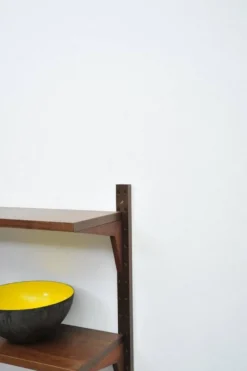 Étagère vintage Royal System en noyer par Poul Cadovius, 1950