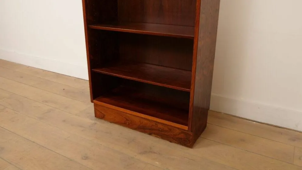 Étagère vintage étroite | Bois de rose | Hundevad pour Omann Jun