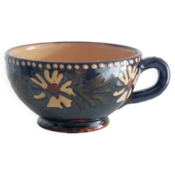 Tasse ancienne en poterie Alsacienne
