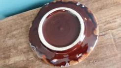 Tasse caquelon et soucoupe, déjeuner, Vallauris en céramique flammée