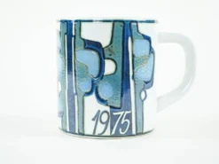 Tasse en céramique, design danois, 1975, designer : Bodil Buch, fabricant : Royal