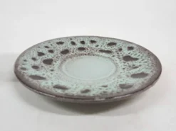 Tasse en céramique lava marron et turquoise, années 1970.