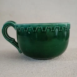 Tasse en faïence José Pober