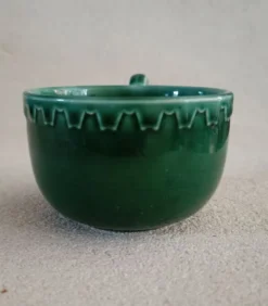 Tasse en faïence José Pober