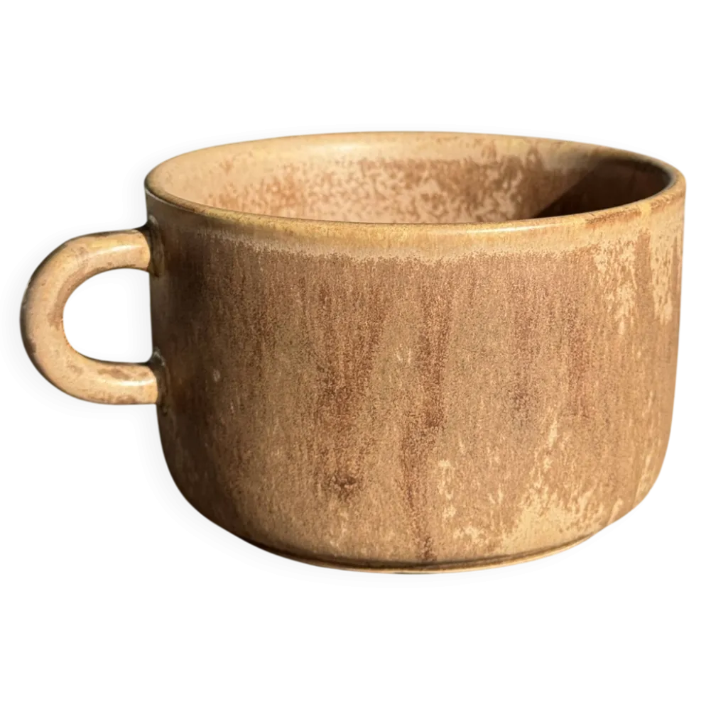 Tasse en grès émaillé brun H6,5 D10,5