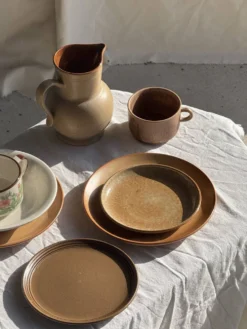 Tasse en grès émaillé brun H6,5 D10,5