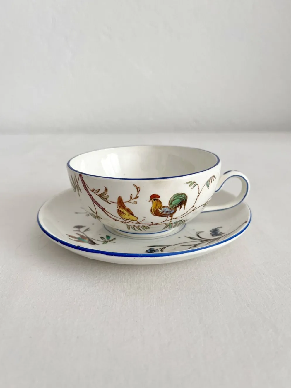 Tasse en terre de fer polychrome "Nella" Jules Veillard Bordeaux (JVB)