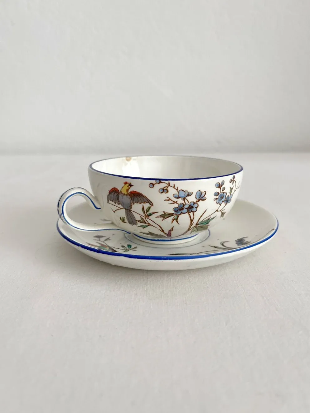 Tasse en terre de fer polychrome "Nella" Jules Veillard Bordeaux (JVB)
