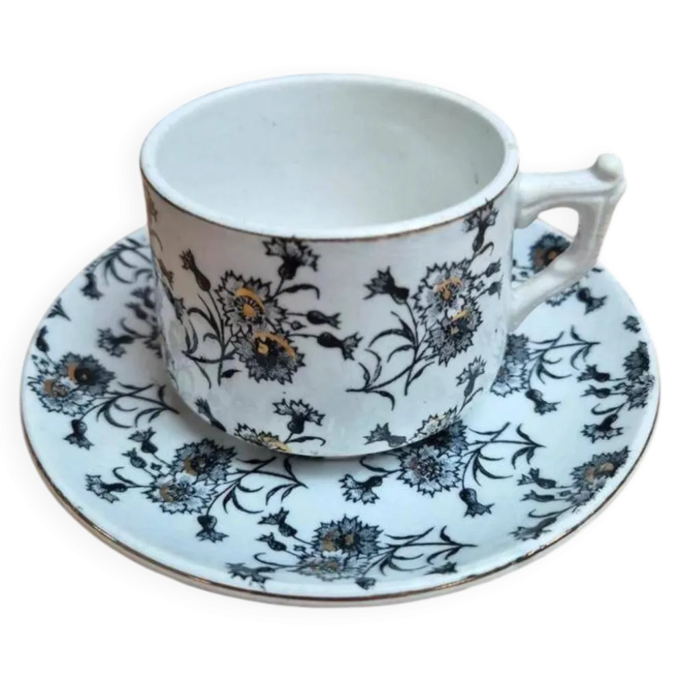 Tasse et soucoupe anciennes Gien – terre de fer – décor floral doré
