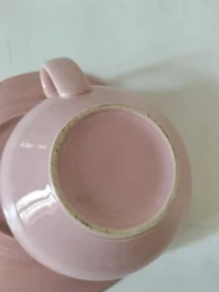 Tasse et soucoupe Salins France en faïence rose poudré – années 50-60