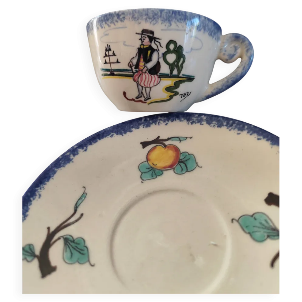 Tasse et soucoupe vintage en faïence HB Quimper – Décor Mont Saint-Michel