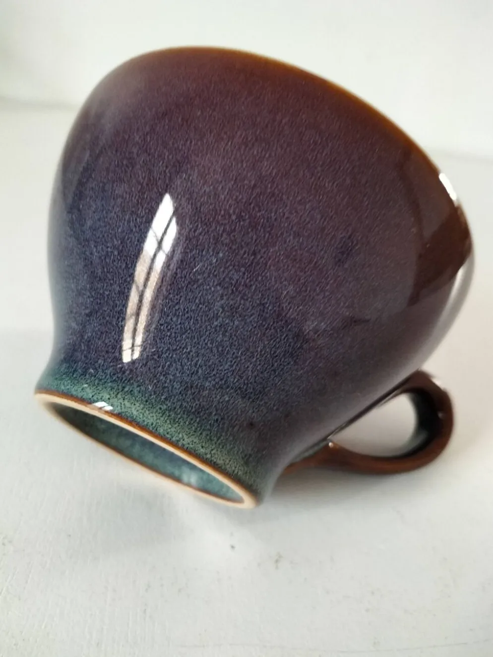 Tasse grès moucheté