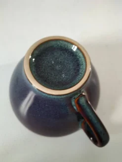 Tasse grès moucheté