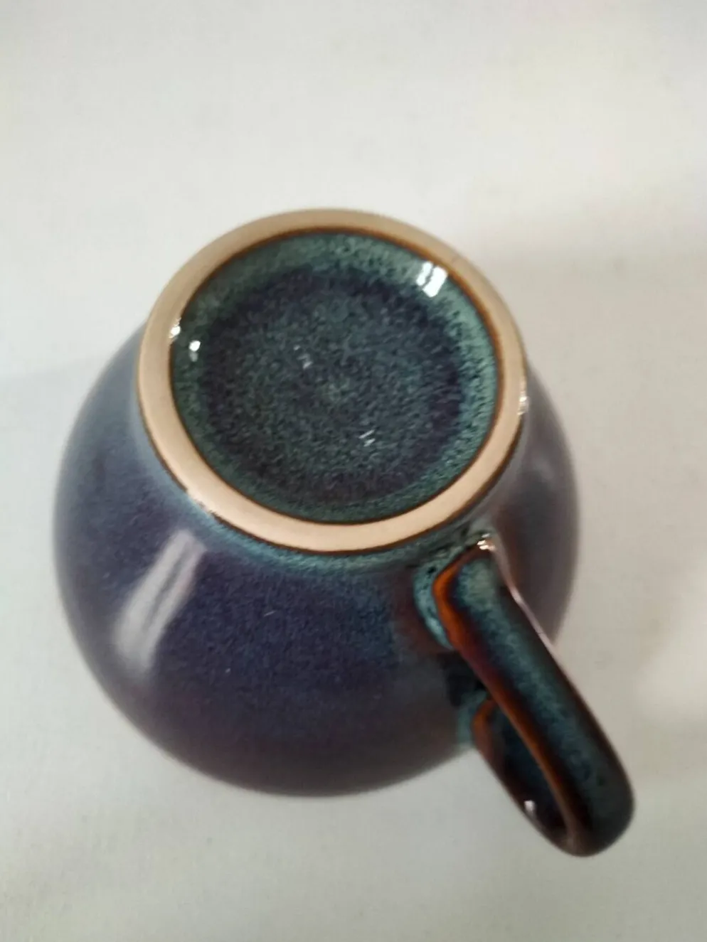Tasse grès moucheté