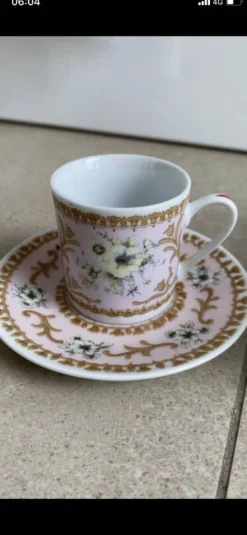 Tasses