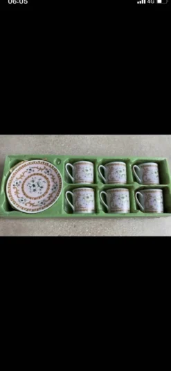 Tasses