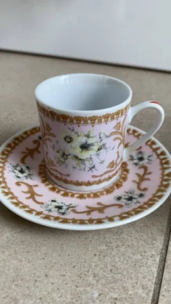 Tasses