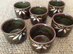 6 tasses