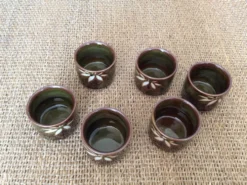6 tasses