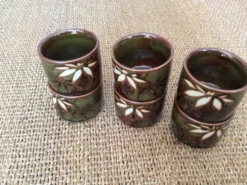 6 tasses