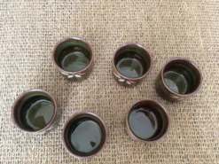 6 tasses